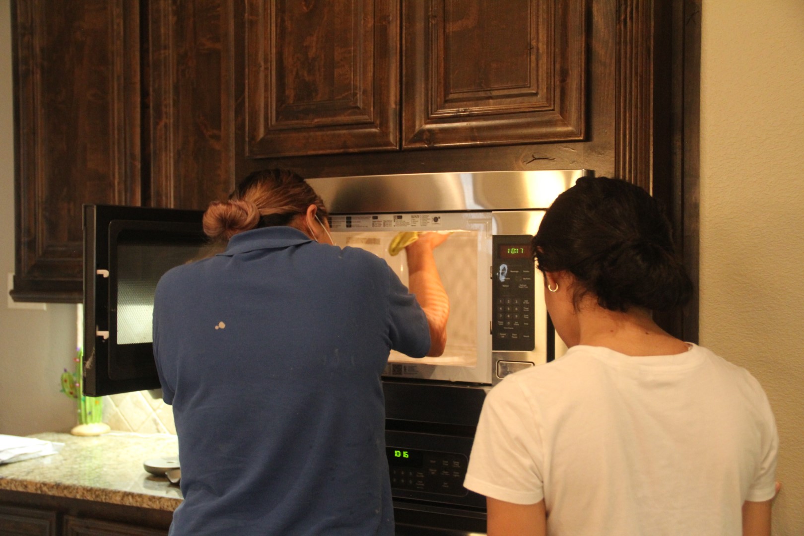 Dallas House Maids slide